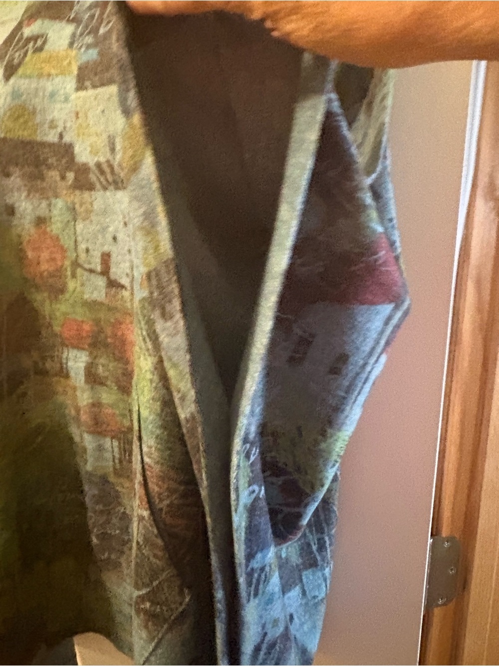 Inoah Poncho - Picture 5 of 10